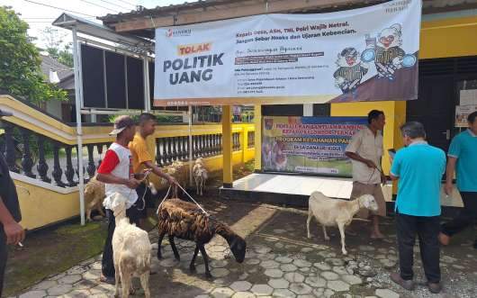 Pendistribusian bantuan ketahanan pangan desa danasri kidul periode tahun 2024